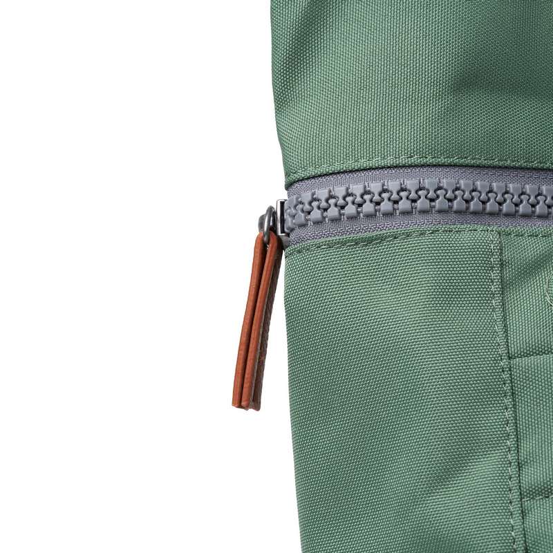 Roka Finchley A Sustainable Small Backpack Frost zip detail