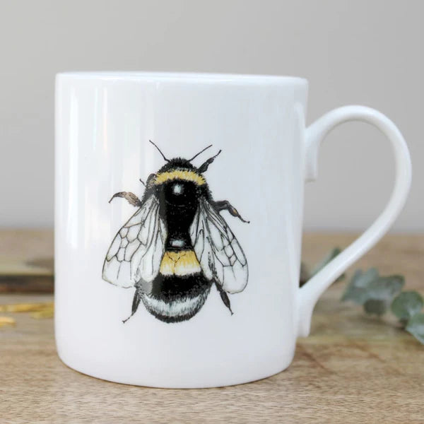 Toasted Crumpet Designs Bee Mug Gift Boxed FM04 lifestyle