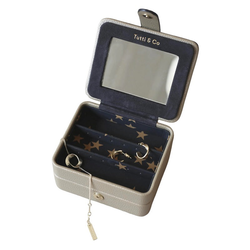 Tutti & Co Apollo Jewellery Box JB17 in use