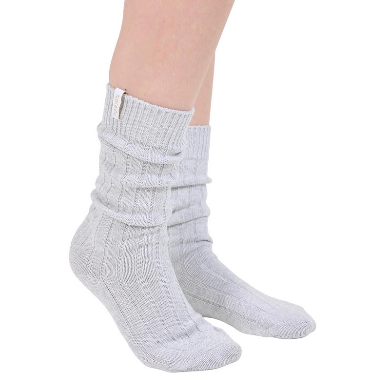 Tutti & Co Breathe Long Socks SOC071 on model