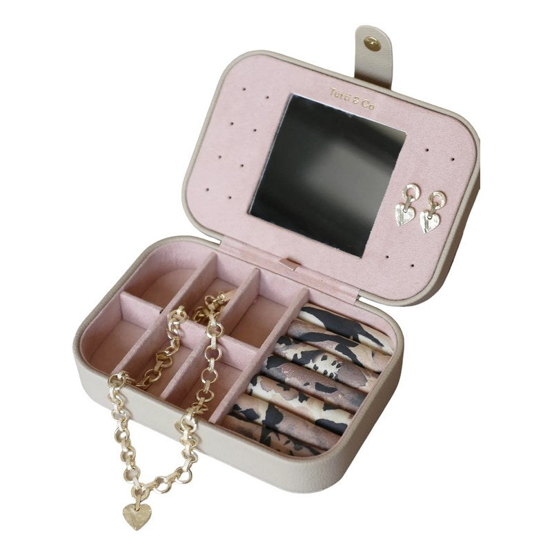 Tutti & Co Elm Jewellery Box JB21 in use