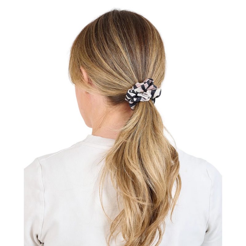 Tutti & Co Hush Slim Scrunchie on model