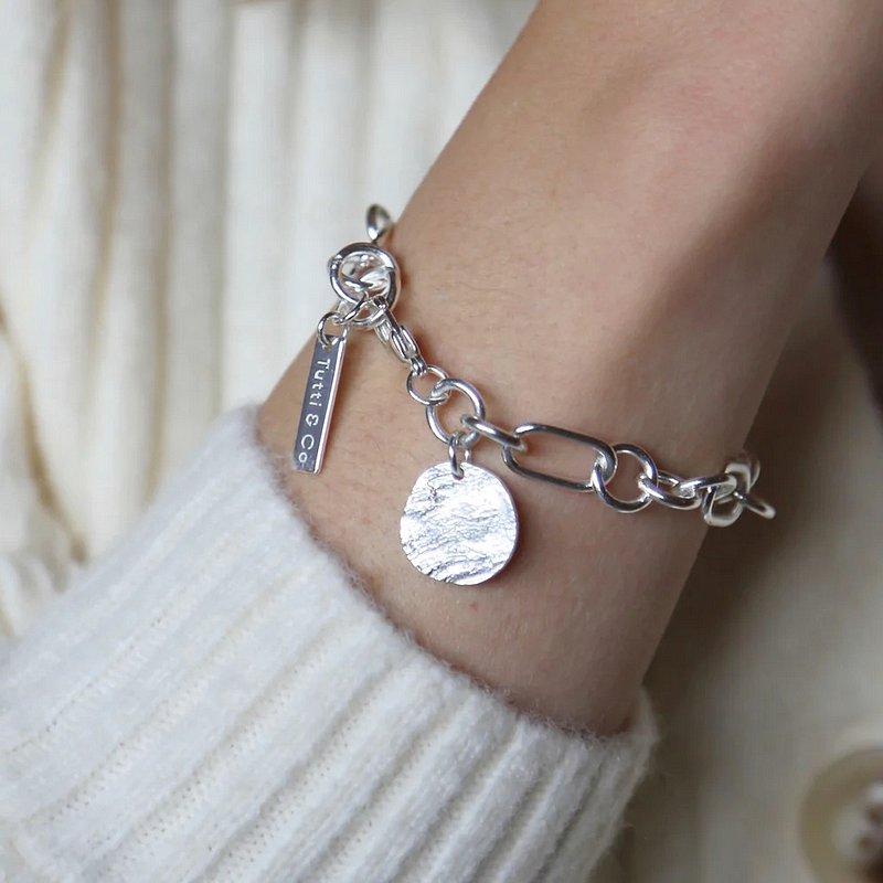 Tutti & Co Jewellery Grove Bracelet in Silver BR580S on model 1