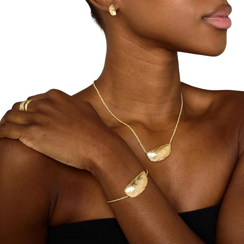 Tutti & Co Jewellery Ora Necklace Gold NE817G model