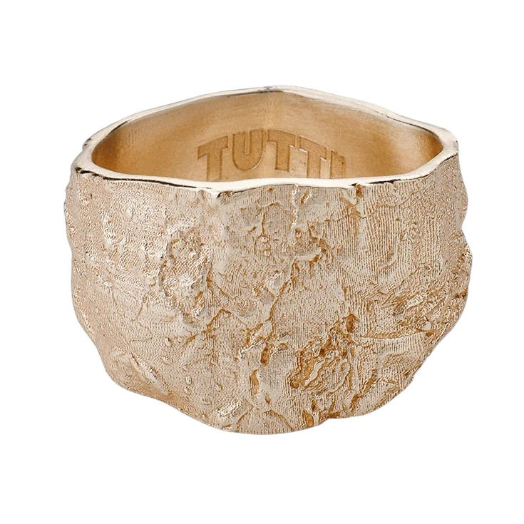Tutti & Co Jewellery Revere Ring Gold RN361G angled