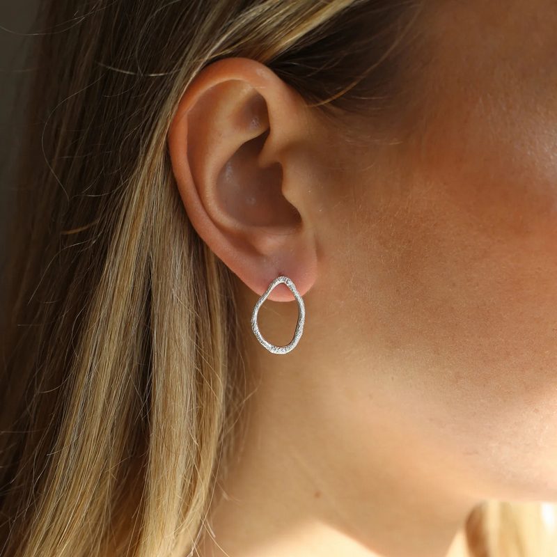 Tutti & Co Jewellery Seize Earrings Silver EA527S on model