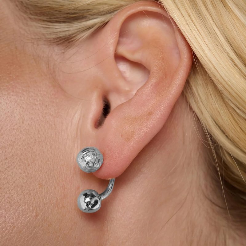 Tutti & Co Jewellery Tideform Earrings Silver EA722S on model