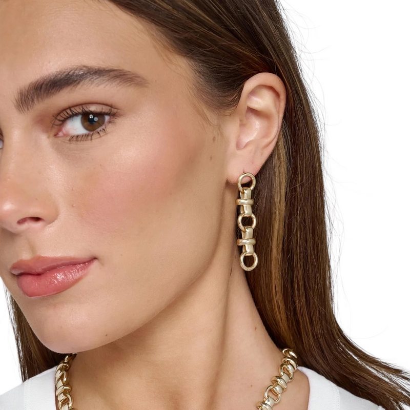Tutti and Co Jewellery Connect Drop Earrings Gold EA691G on model