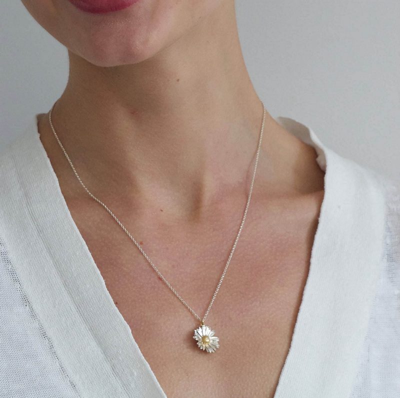 Alex Monroe Big Daisy Necklace DBN7-MIX on model
