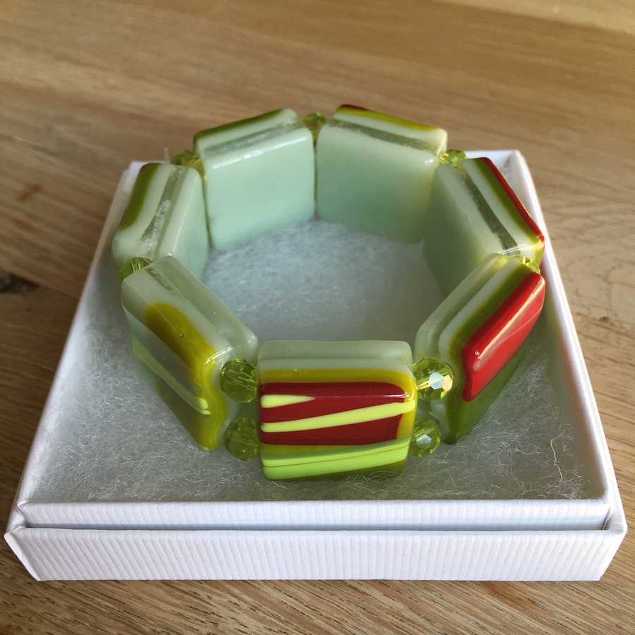 Alicia MacInnes Fused Glass Jewellery Spring Green Bracelet in box 1