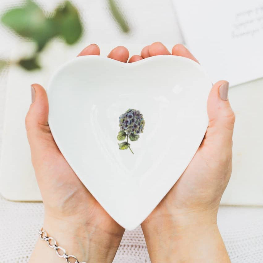 Boxed Bone China Heart Dish Hydrangea FOD16 in hands