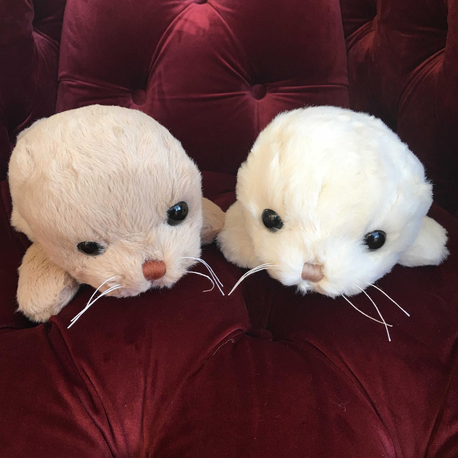 Bukowski Bears - Soft Toy Seals - Sweet Hoover & Herb on chair