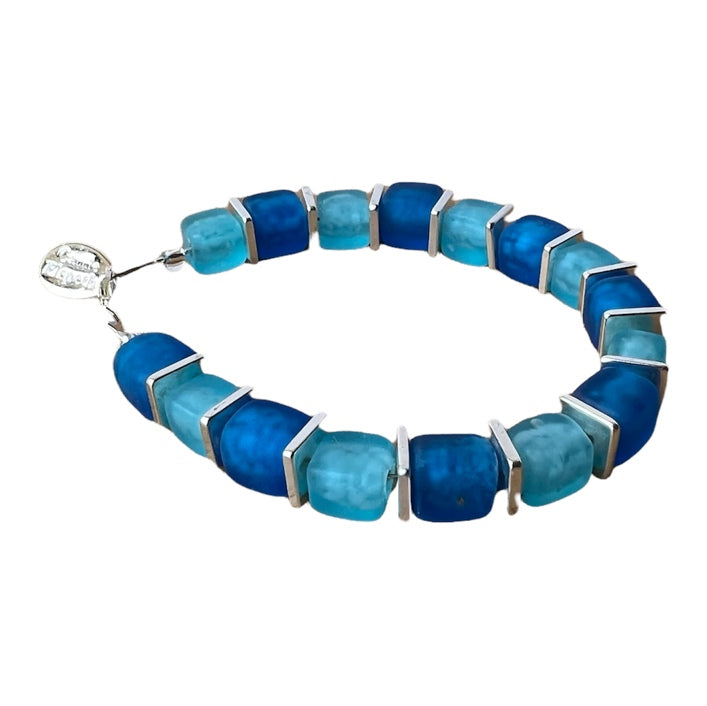 Carrie Elspeth Jewellery Sky Frosted Cubes Bracelet B1758 side
