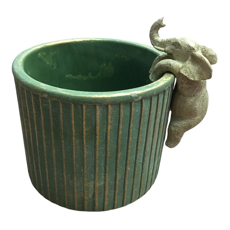 Elephant Pot-edge Hanging Sculpture 411796 on plant pot