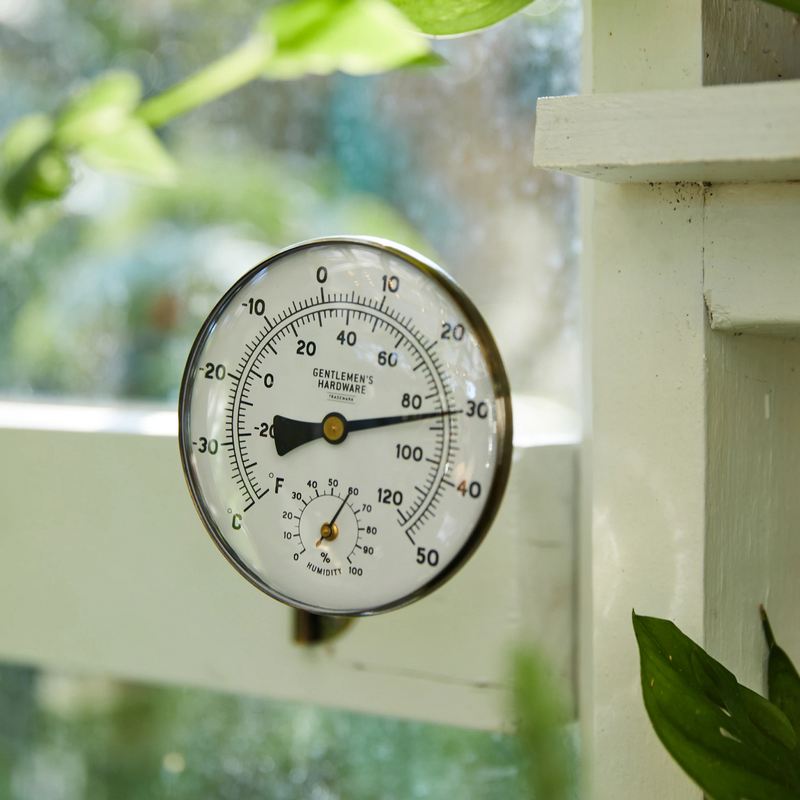 Gentlemen's Hardware Metal Garden Thermometer GEN656 in use