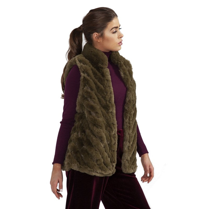 Jayley Fashion Faux Fur Diagonal Striped Gilet Green FMUG365A-G07 on model side