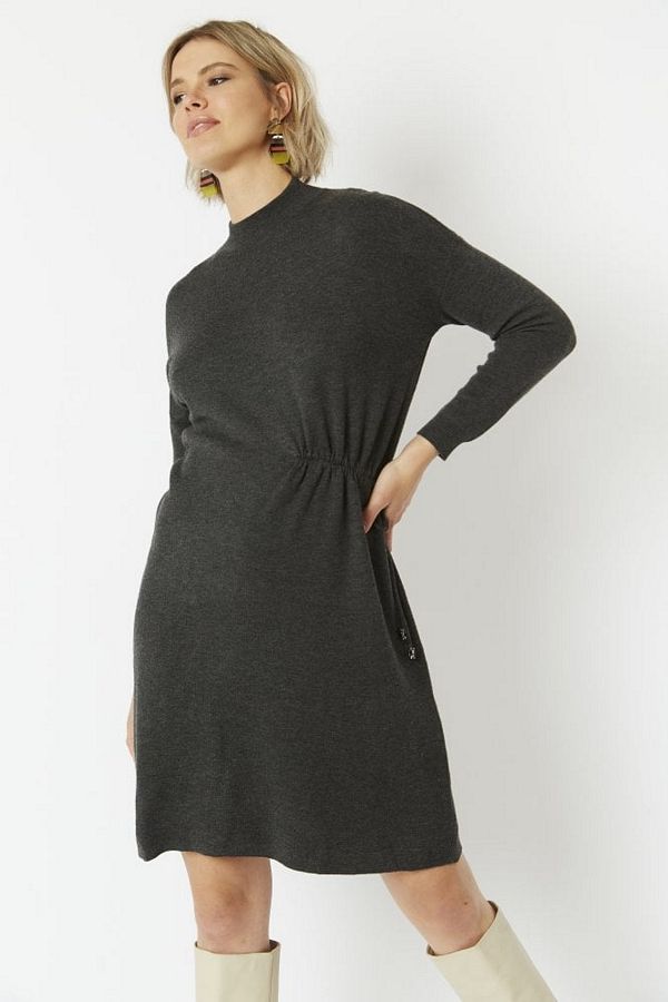 Jayley Cashmere Blend Dress in Grey on model showing pull-cord
