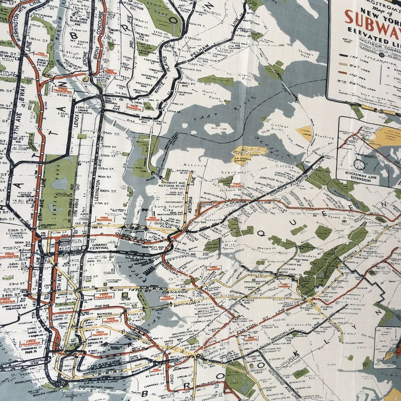NYC Map Scarf - Grey details