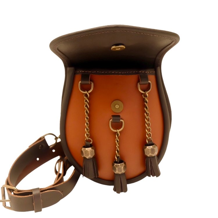 Nixey Sporran Handbag in Chestnut with Bronze Fittings open
