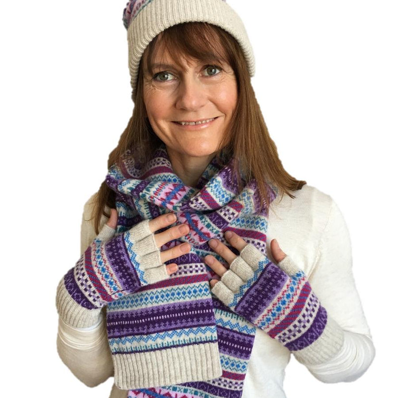 Old School Beauly Knitwear Gloves on Model with matching Hat & Scarf