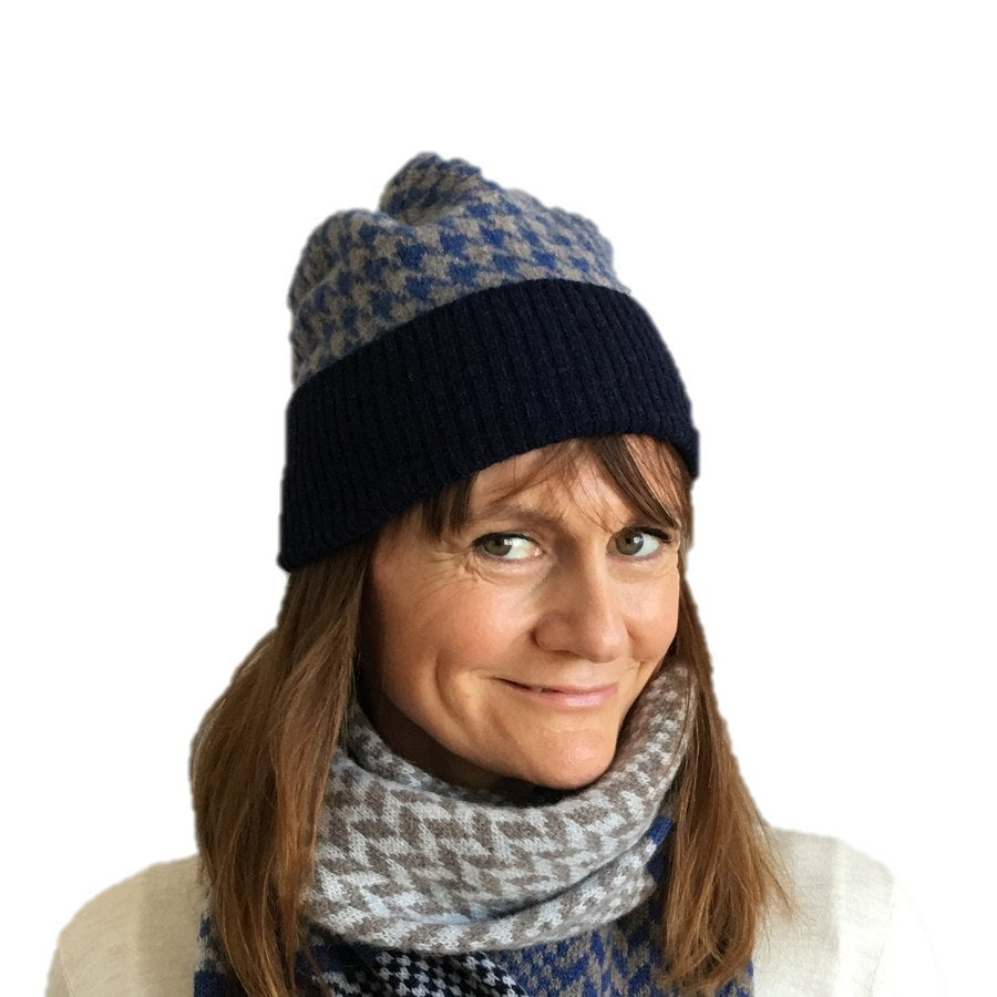 Old School Beauly Knitwear - Black Isle Hat on Model side
