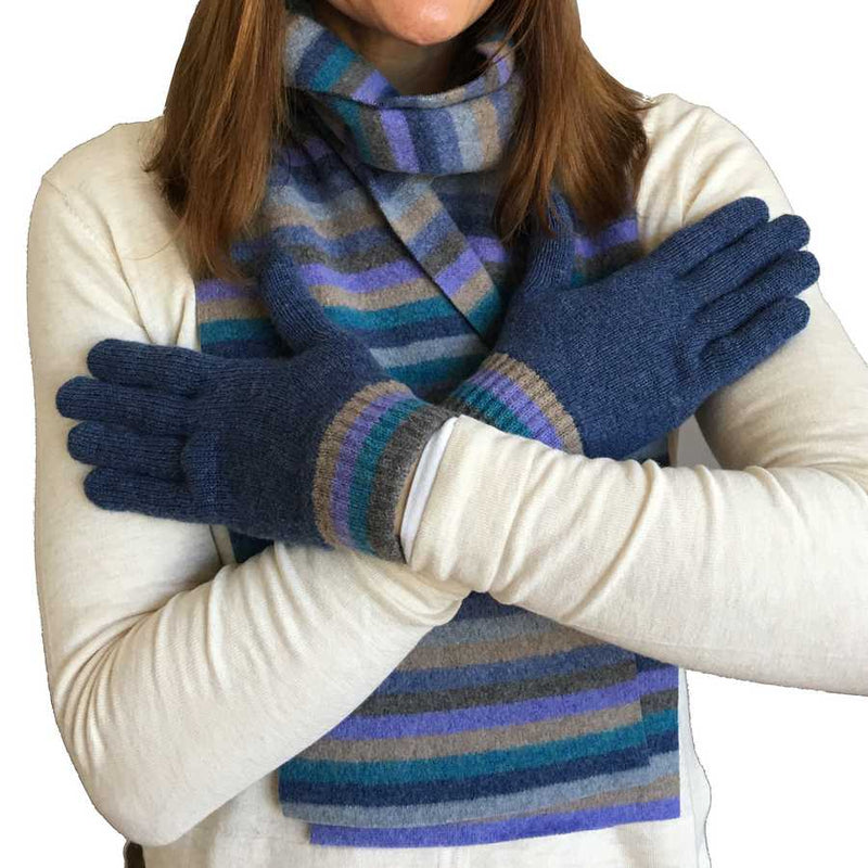 Old School Beauly Knitwear - Inverness Blue Skies Gloves on model close-up