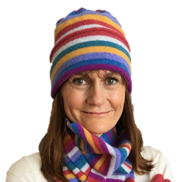 Old School Beauly Inverness Sunset Hat on model