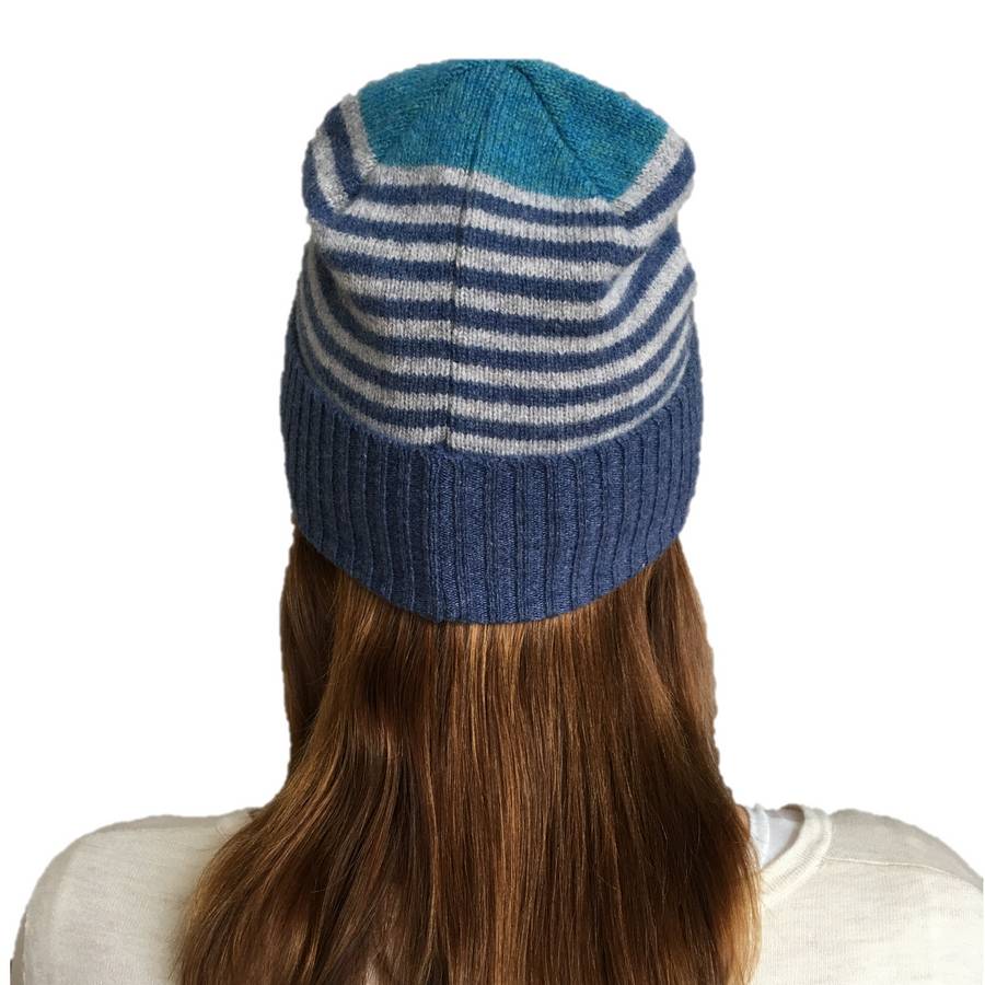 Old School Beauly Knitwear - Ullapool Hat on model back