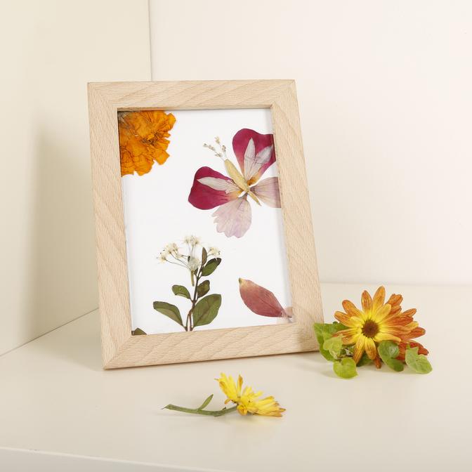 Pressed Flower Frame HB02 in use