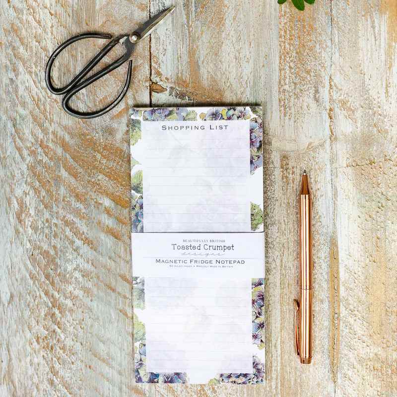 Toasted Crumpet Hydrangea Magnetic Shopping List Pad SPAD25 lifestyle