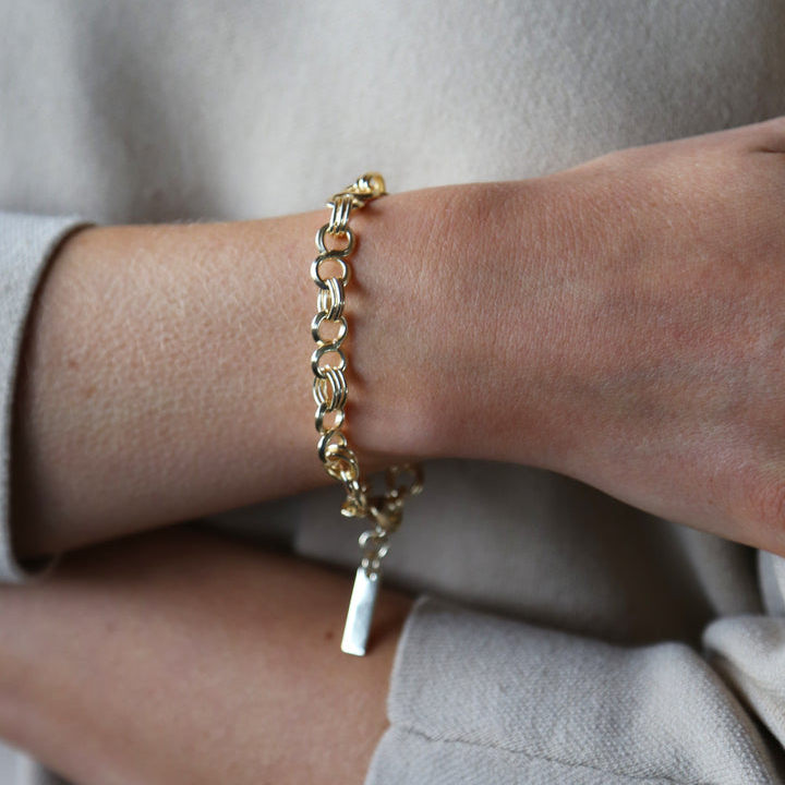 Tutti & Co Iris Bracelet Gold Plated NE559G on model