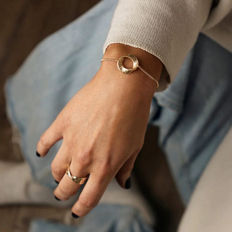 Tutti & Co Jewellery Cypress Bracelet Gold-plated BR578G on model