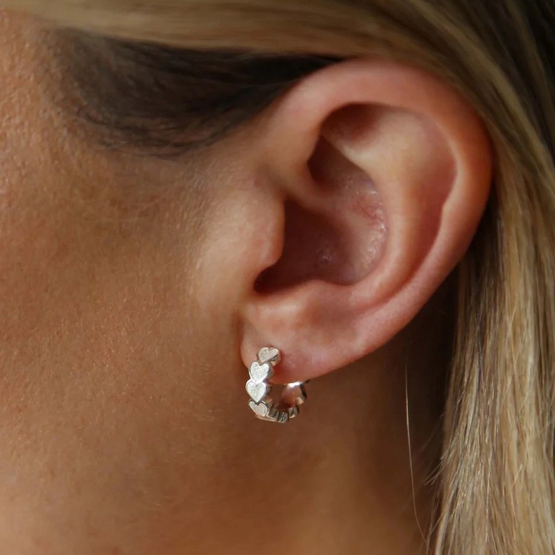 Tutti & Co Jewellery Devote Earrings Silver EA481S on model